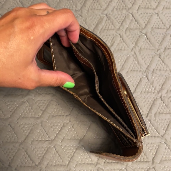 Patricia Nash Wallet - Picture 3 of 4